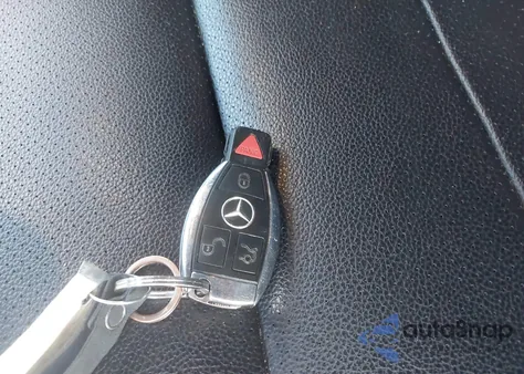 2013 Mercedes-Benz Ml 350 4Matic z USA, uszkodzony, nr VIN 4JGDA5HB3DA235246